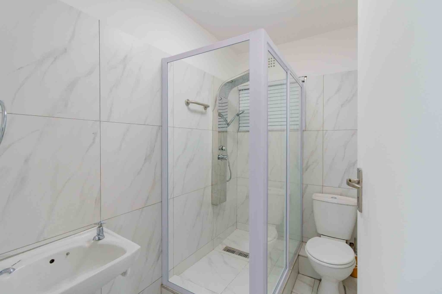 2 Bedroom Property for Sale in Woodstock Western Cape